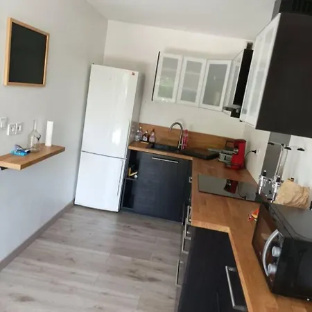 Lägenhet Quartier Beauregard A Avec Terrasse *